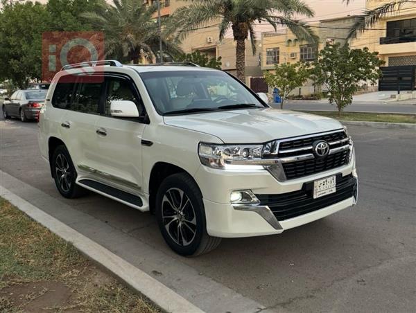 تويوتا لاندكروزر 2011 للبيع في العراق - بغداد